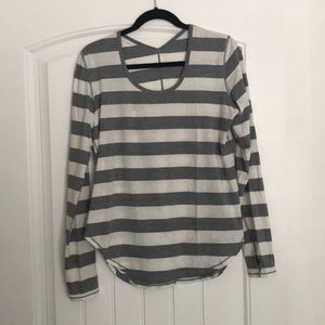Lululemon long sleeve t-shirt
